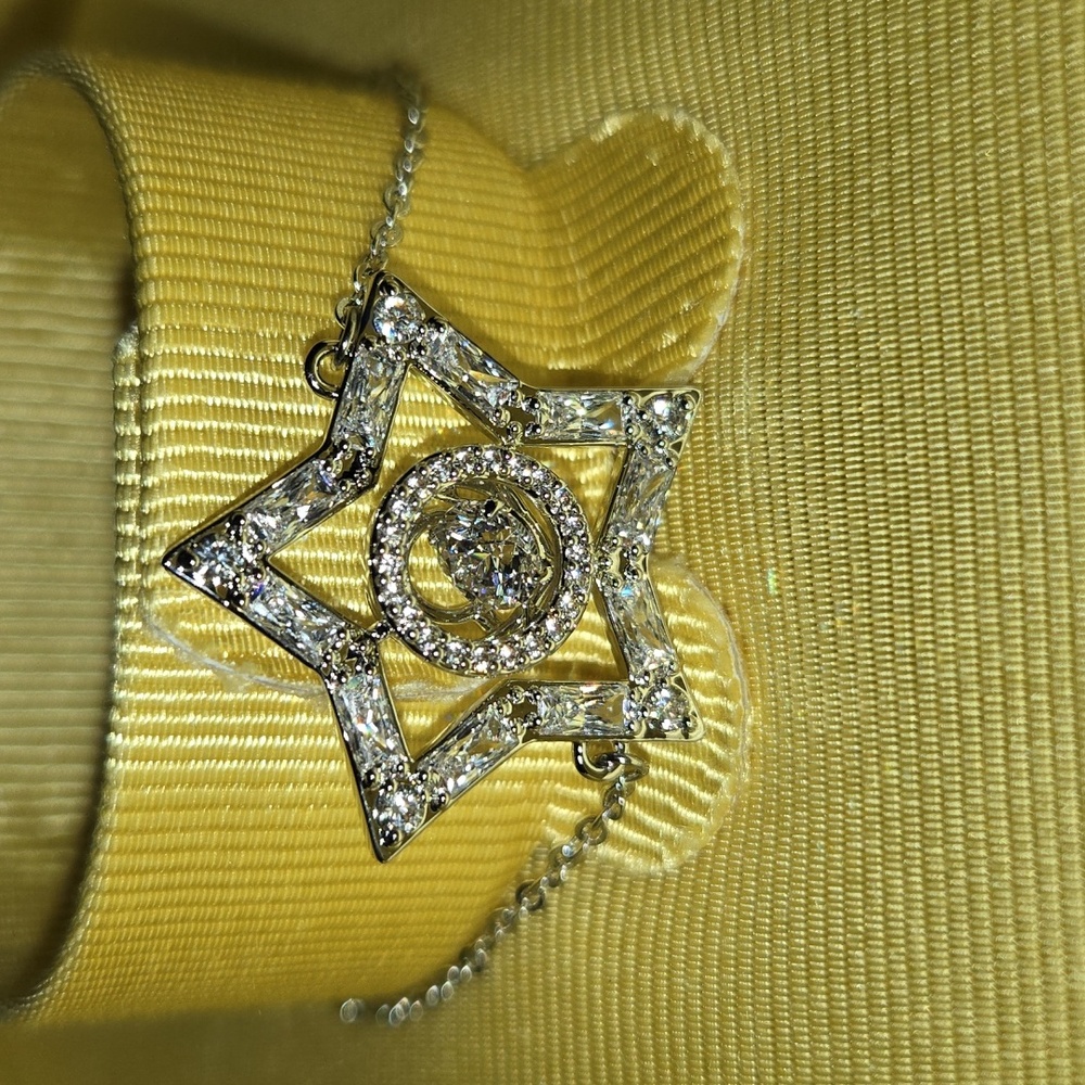 NEW Swarovski Silver Star Adjustable Bracelet